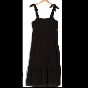 Madewell tie shoulder tiered black dress small s